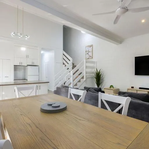 Titree Village Holiday Apartments Port Douglas